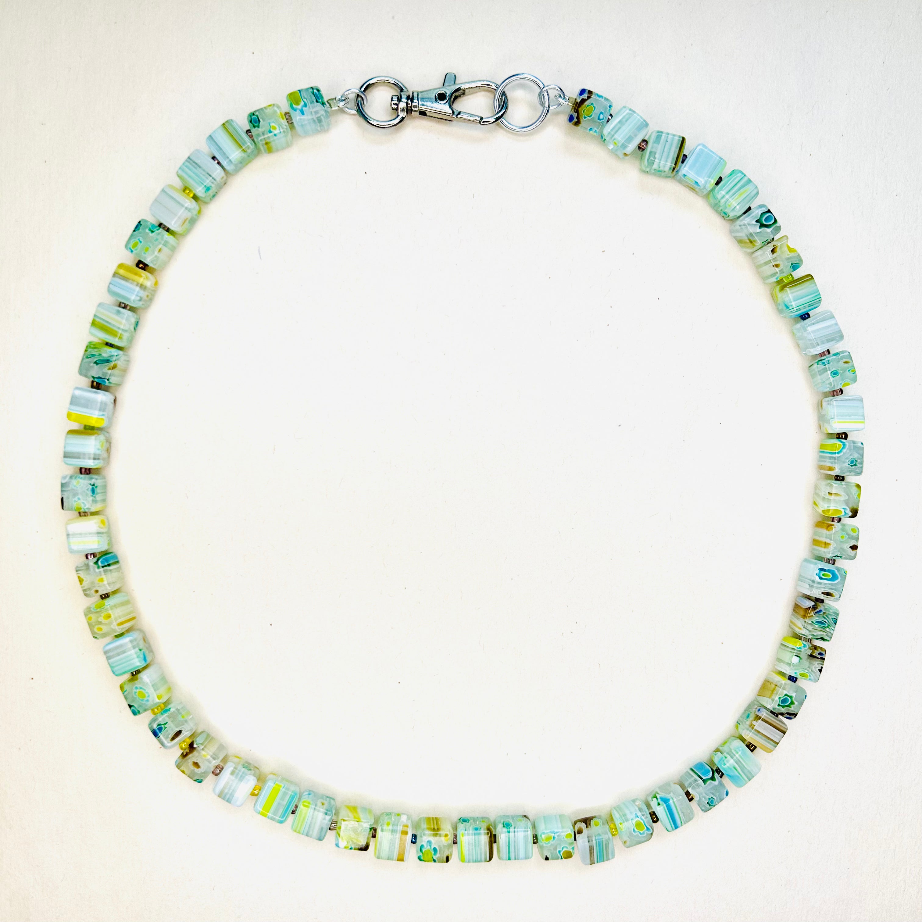 villa necklace
